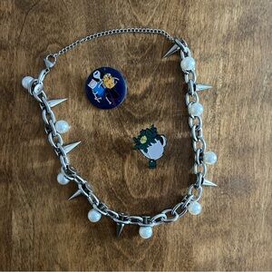 grunge spiked pearls necklace + 2 pins!